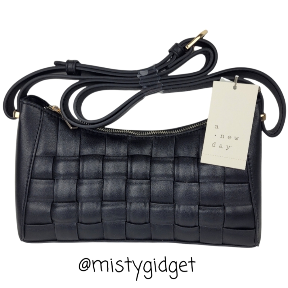 A NEW DAY Crossbody Bag in Black Quilted